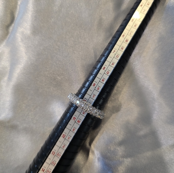 Assortment Of Silver Rings - Size 10 - Picture 6 of 7